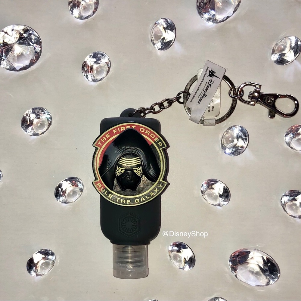 New Disney Parks Star Wars Keychain